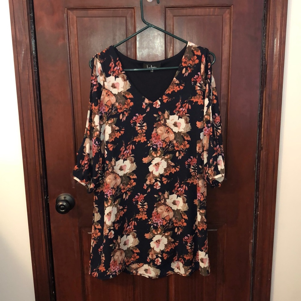 Lulus cold shoulder dress xs